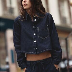 Zara cropped denim jacket/overshirt. Size xs.